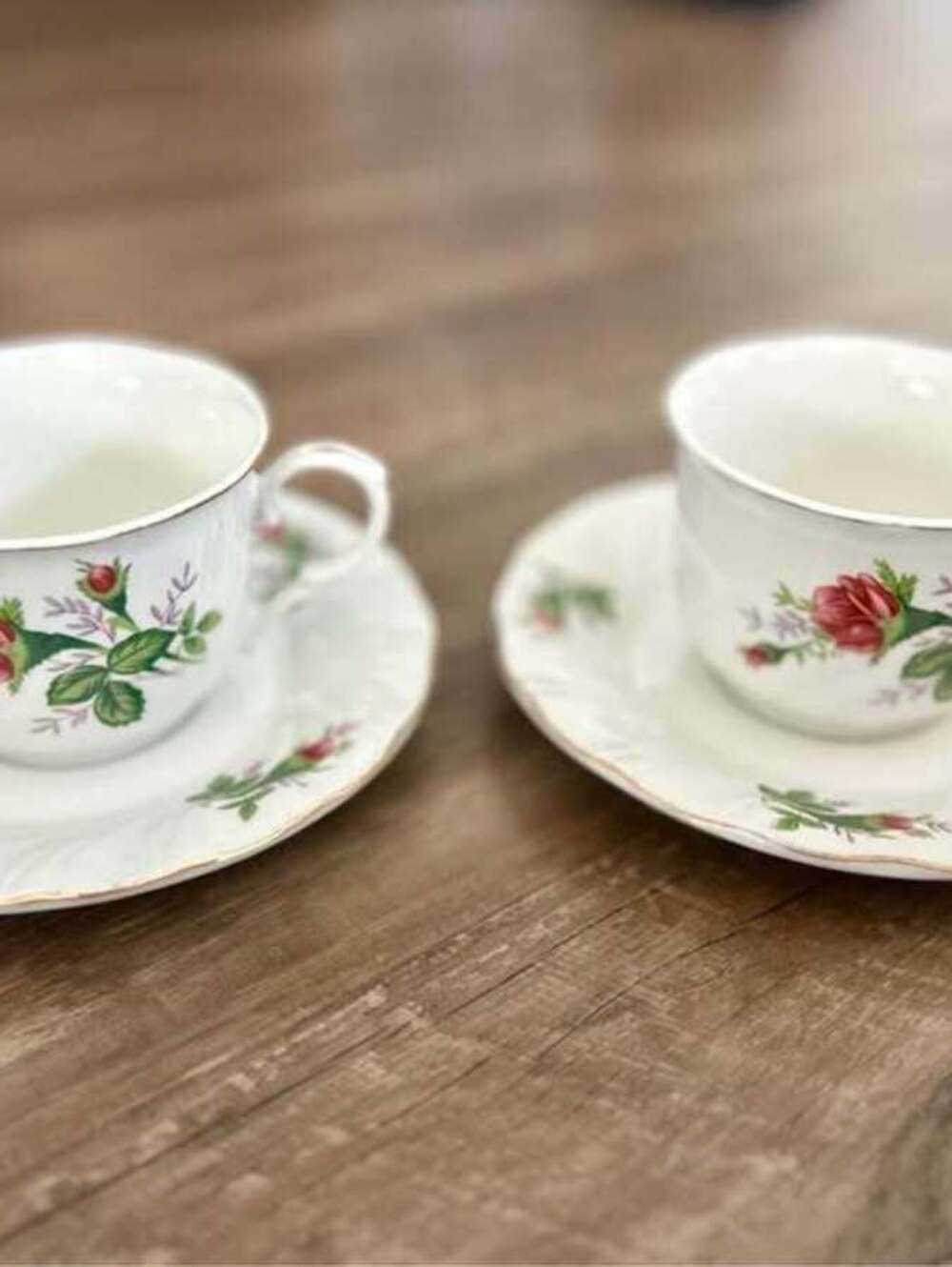 Set of 2 Floral Rose Teacups and Saucers